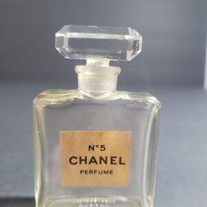 Vintage Chanel No. 5 Perfume Bottle 1/2 fl oz 1940 New York Distributor Empty
